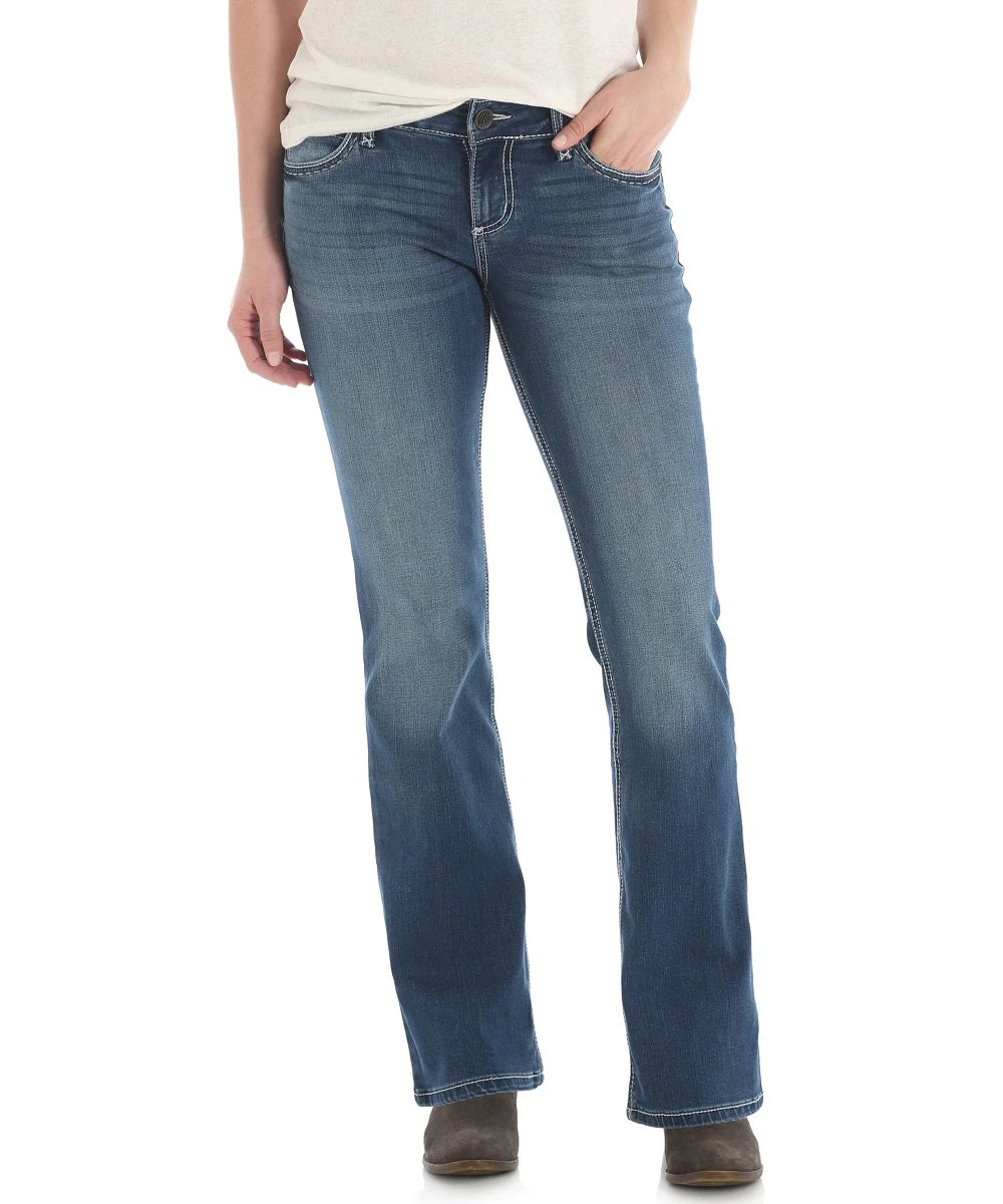 Wrangler Women's Retro Mae Boot Cut Jean 3 Wrangler Women's Retro Mae Boot Cut Jean