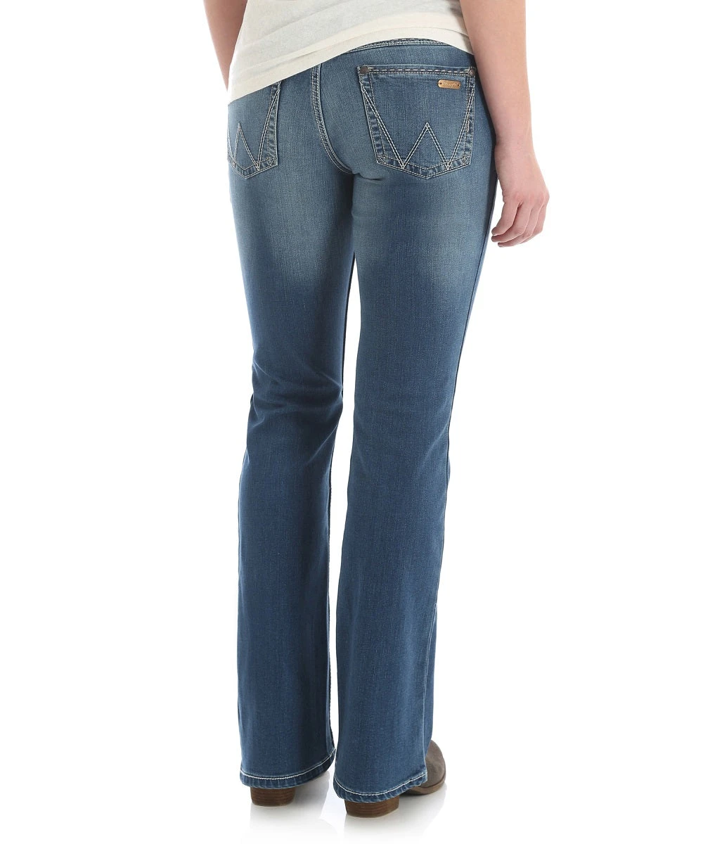 Wrangler Women's Retro Mae Boot Cut Jean 4 Wrangler Women's Retro Mae Boot Cut Jean - Image 2